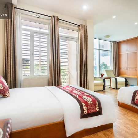 Queen Airport Hotel Thành Pho Ho Chí Minh Esterno foto