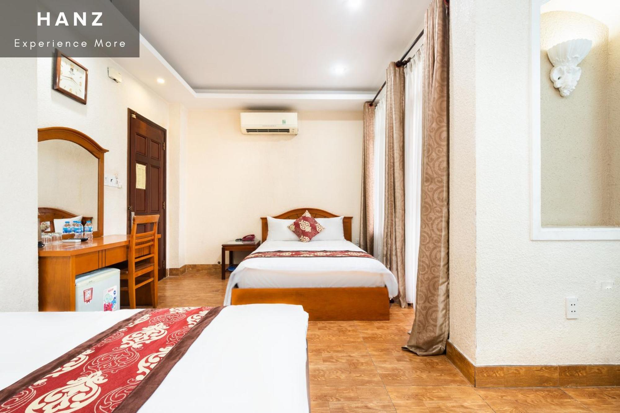 Queen Airport Hotel Thành Pho Ho Chí Minh Esterno foto